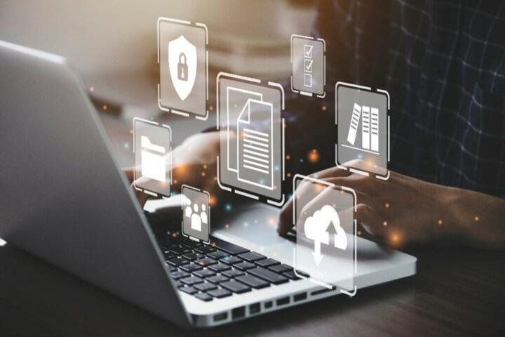 Knowledge Capture: Notes vs Tasks vs Reference Data