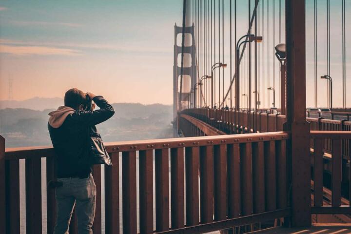 RAW vs JPEG: Which Format Fits Creator Workflows?